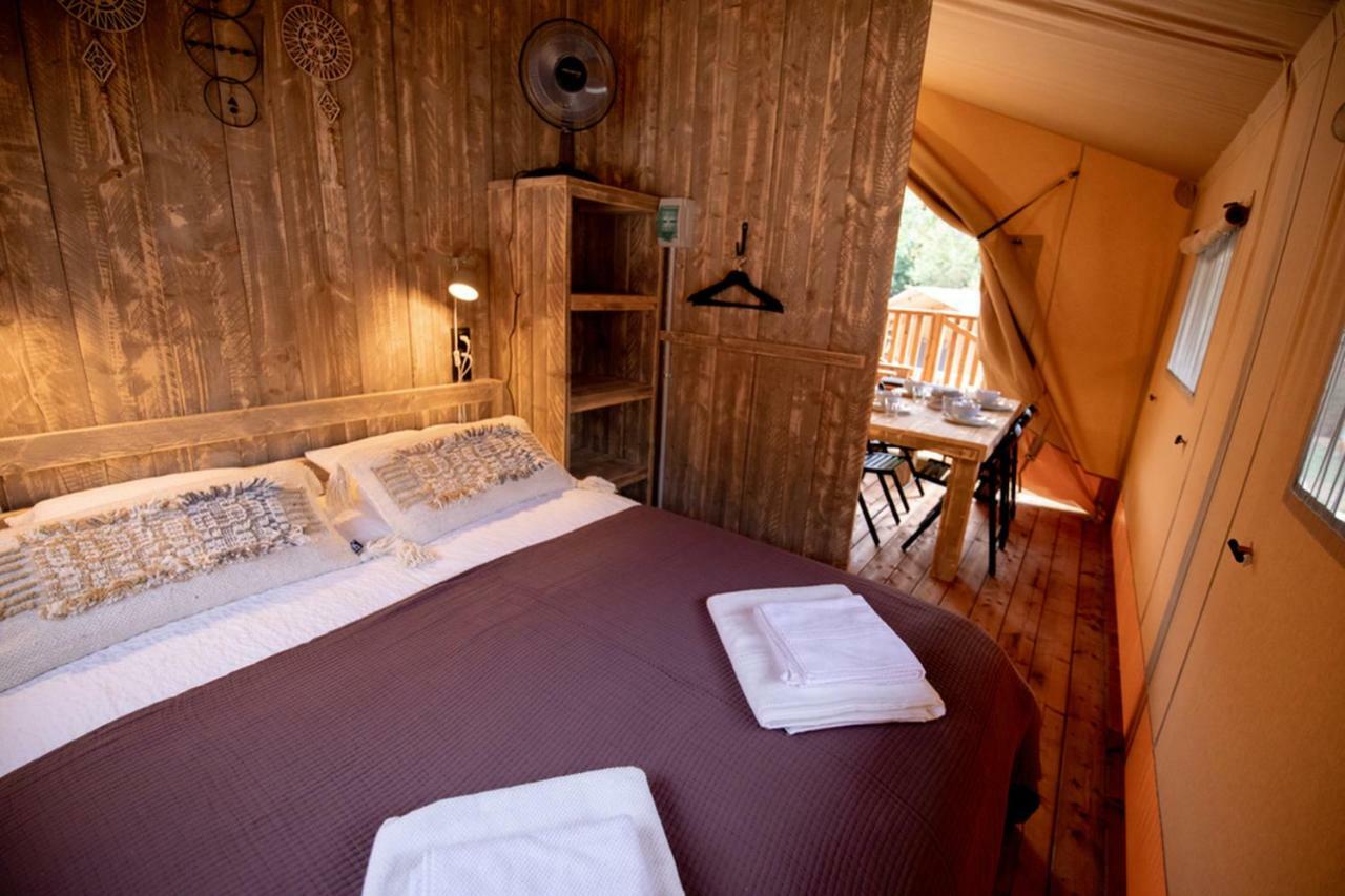 Lodge Bora